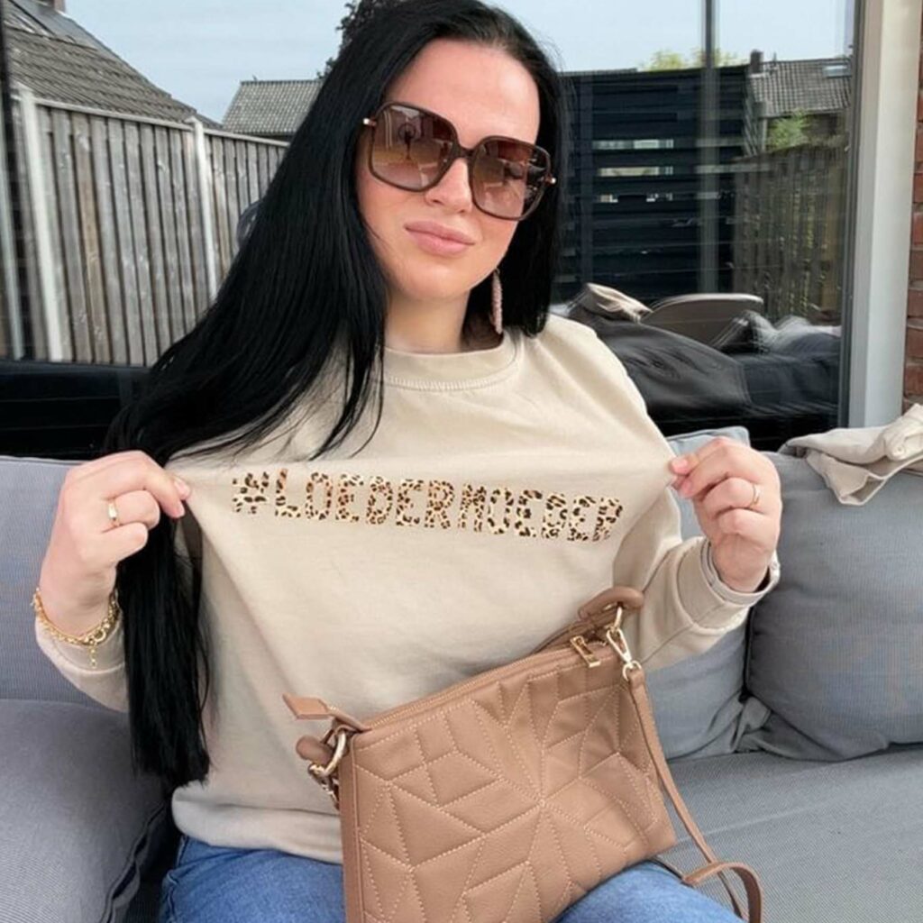 dames sweater #loedermoeder