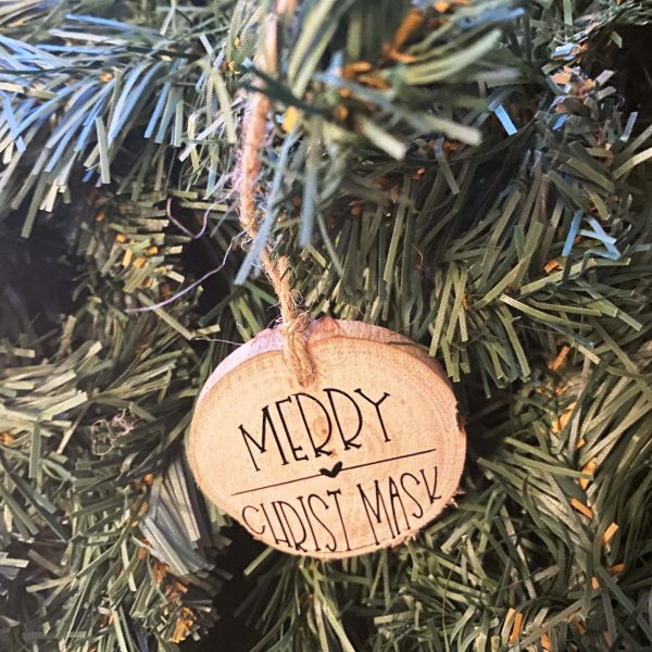 houten hanger merry christ mask 1